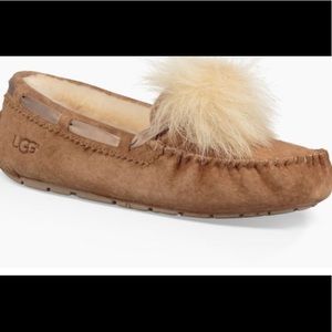 uggs with puff balls